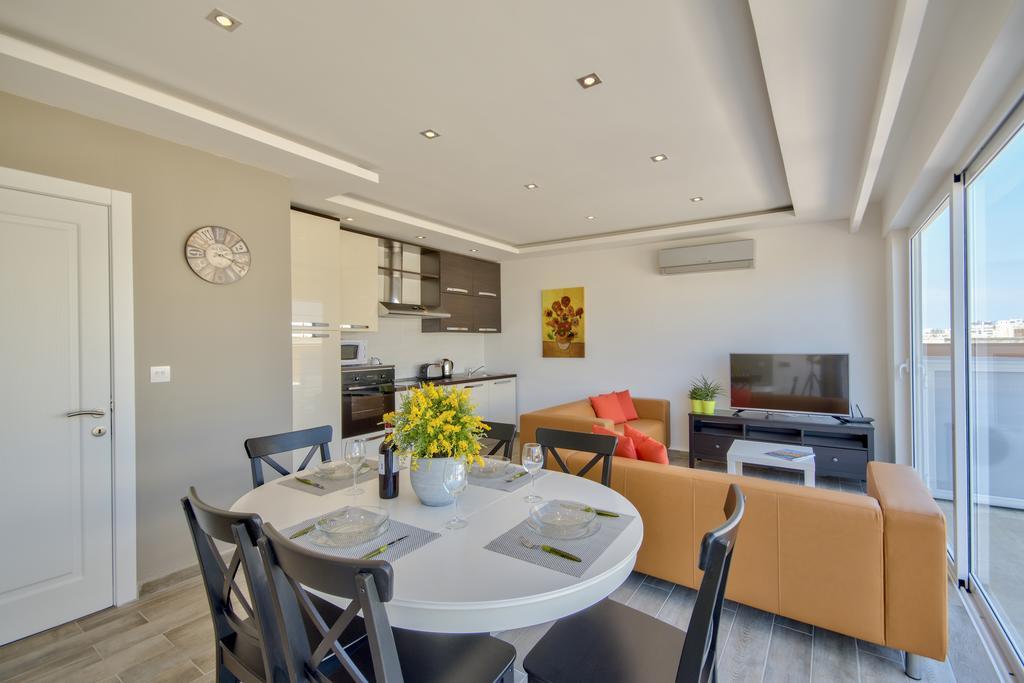 Valletta Luxe 3-Bedroom Duplex Penthouse With Sea View Terrace And Jacuzzi المظهر الخارجي الصورة