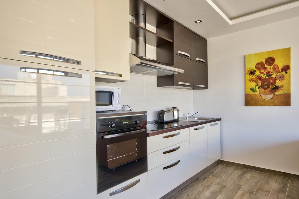Valletta Luxe 3-Bedroom Duplex Penthouse With Sea View Terrace And Jacuzzi المظهر الخارجي الصورة